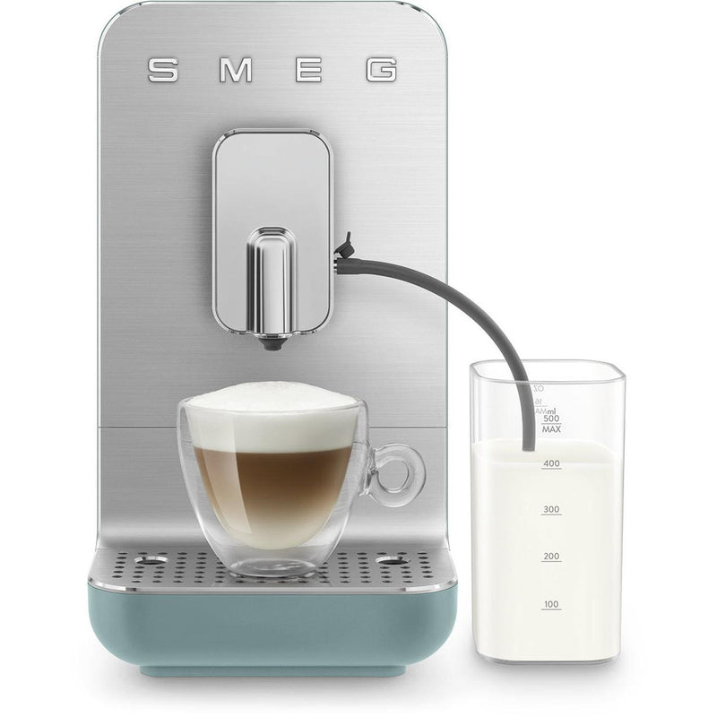 Smeg Collezione Aesthetic machine à café espresso avec système à lait BCC13EGMUS - Germain Larivière