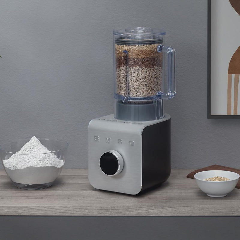 Smeg Collezione Aesthetic mélangeur haute performance BLC01BLMUS - Germain Larivière