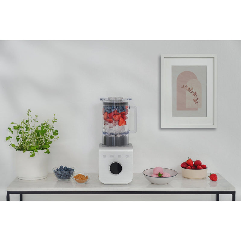 Smeg Collezione Aesthetic mélangeur haute performance BLC01WHMUS - Germain Larivière