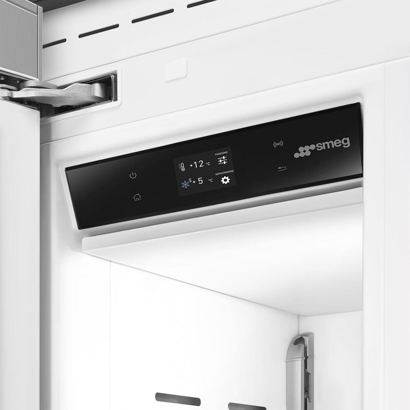 Smeg Congélateur intégré de 8,19 pi. cu. FZU18LX - Germain Larivière