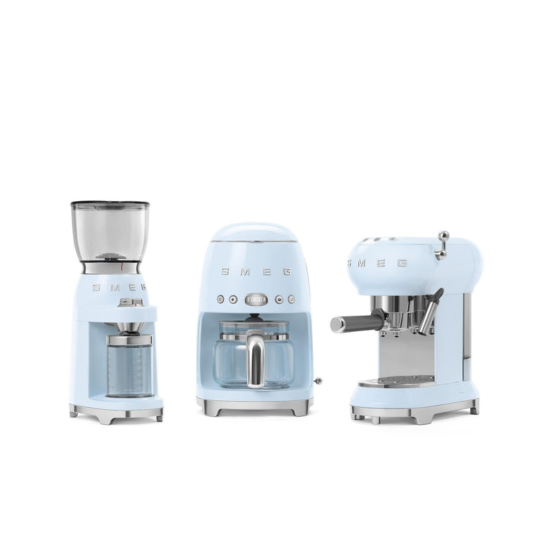 Smeg Machine à café style rétro DCF02PBUS - Germain Larivière