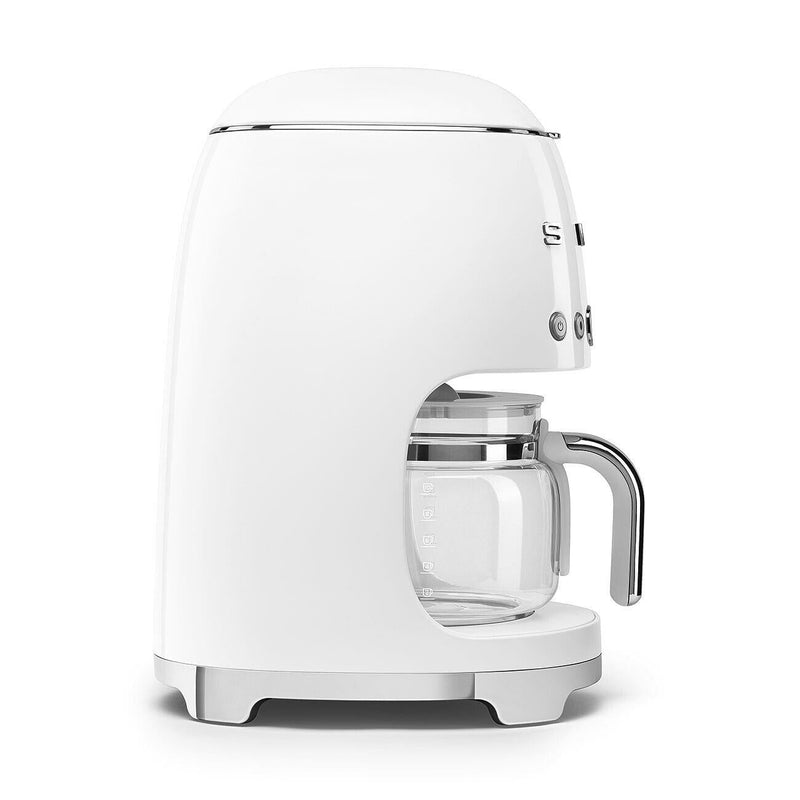 Smeg Machine à café style rétro DCF02WHUS - Germain Larivière