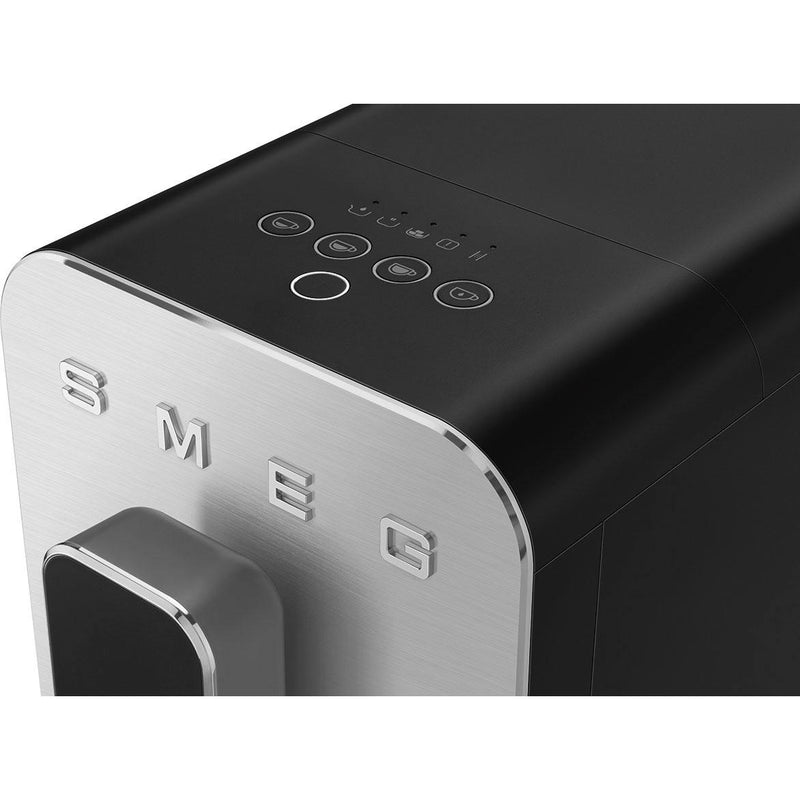 Smeg Machine Espresso BCC01BLMUS - Germain Larivière