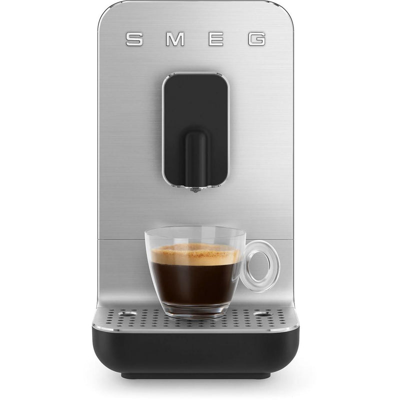 Smeg Machine Espresso BCC01BLMUS - Germain Larivière