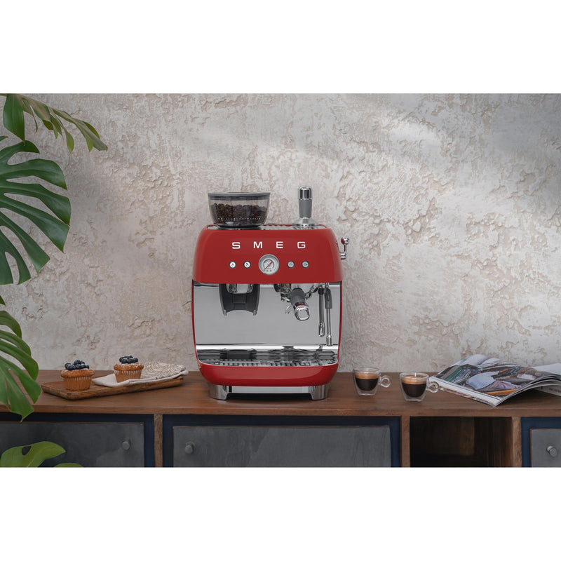 Smeg Retro - Style machine à café espresso manuelle EGF03RDUS - Germain Larivière