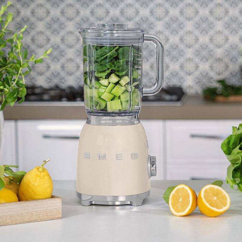Smeg Retro - Style mélangeur de 600 W BLF03CRUS - Germain Larivière