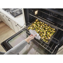 Whirlpool Four mural à micro - ondes combiné avec friture à air de 27 pouces, 4.3 pi cu WOEC7027PZ - Germain Larivière